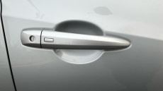 Nissan Juke 1.6 Hybrid N-Connecta 5dr Auto Hybrid Hatchback